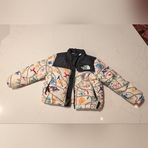 The North Face Kids' Graphic Puffer Jacket - Black and Cream